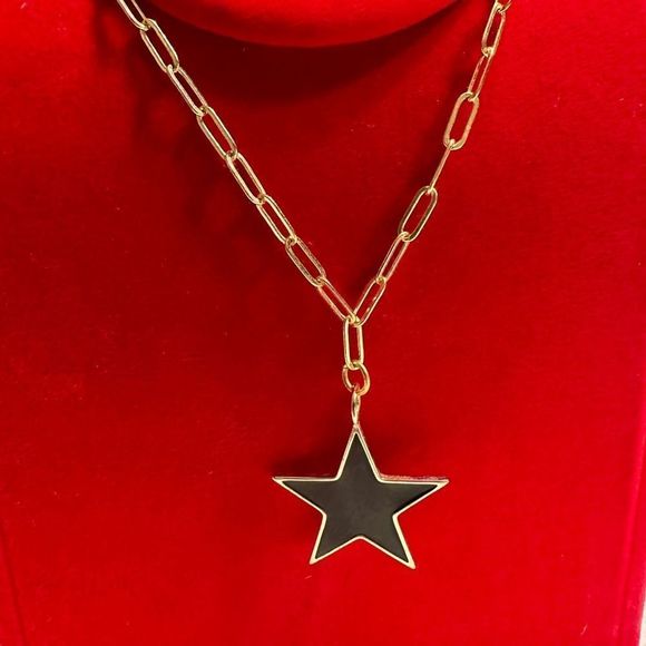 STAR Paper Clip Necklace - Picture 1 of 3